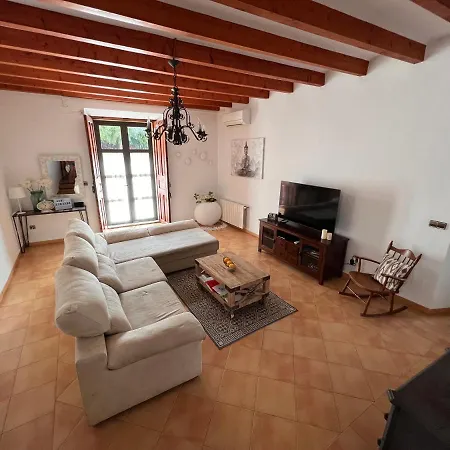 Cal Tio Lluc Holiday home *